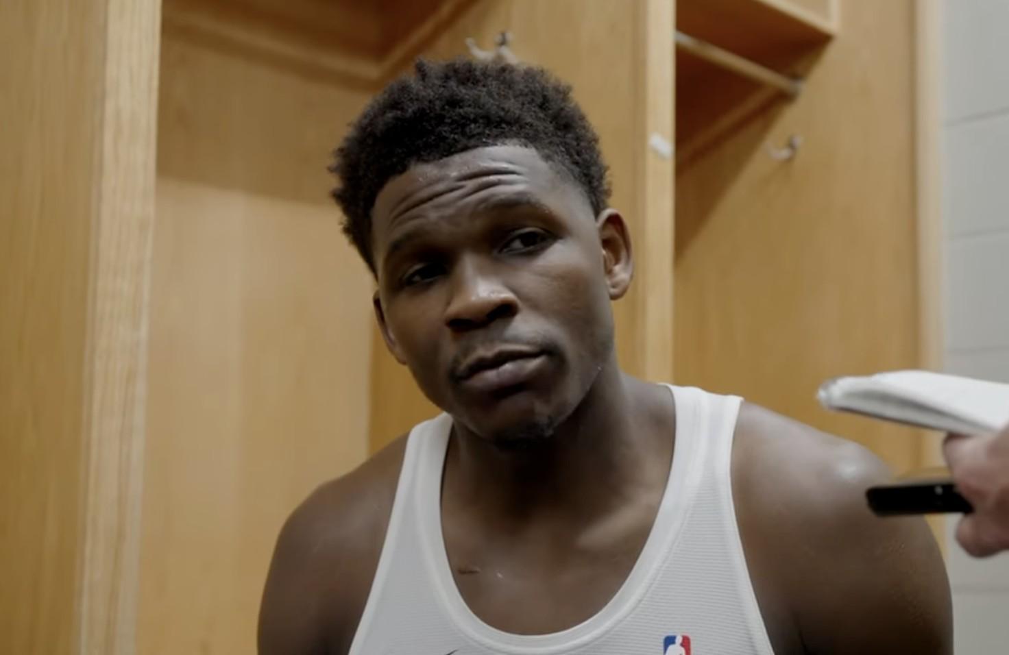 九游娱乐空间-爱德华兹：今天球队打得没什么问题，主要还是我自己失误太多