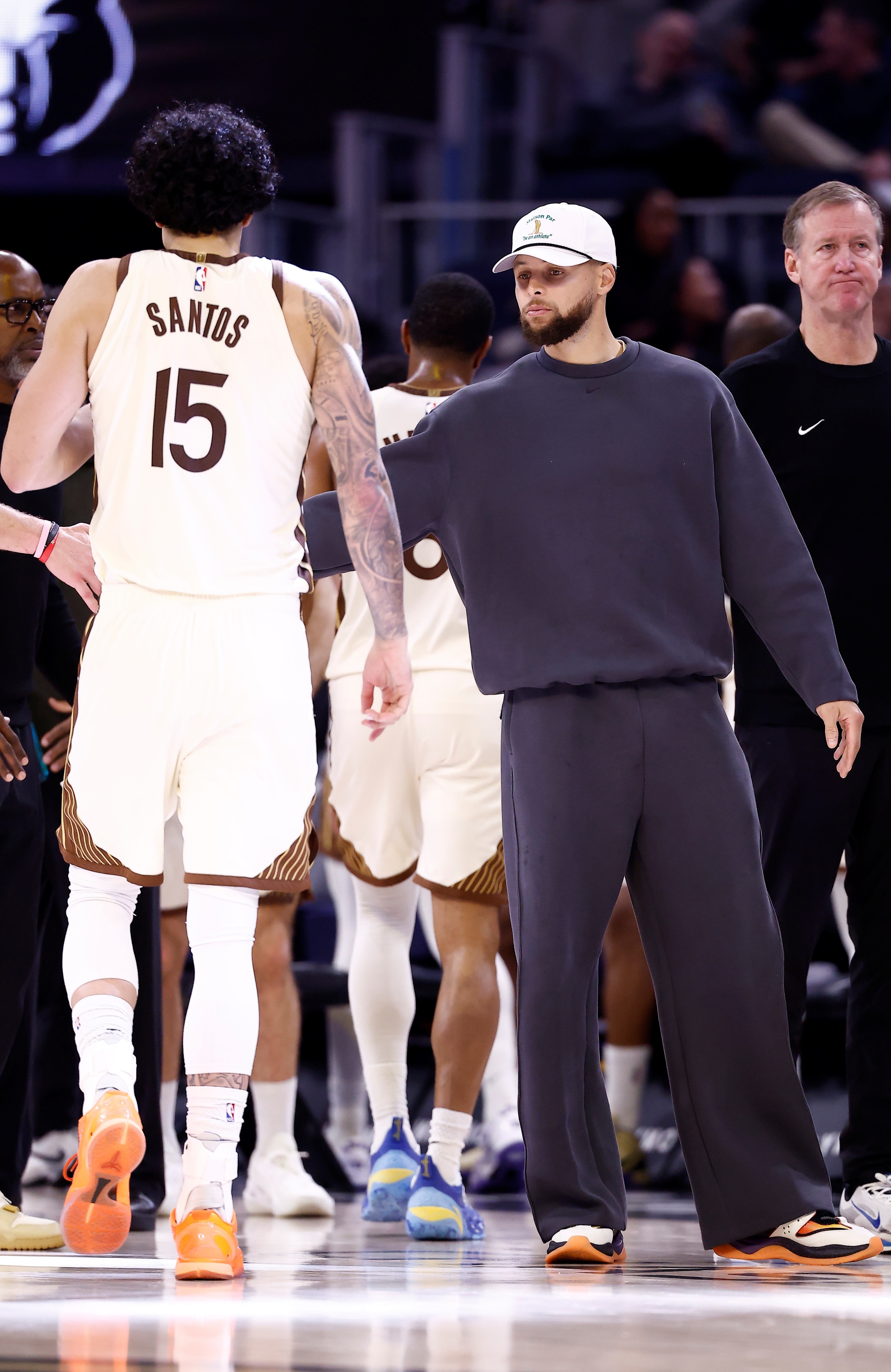 九游app下载最新版本-不可或缺！在库里缺席的所有比赛中 勇士胜率仅为36.9%